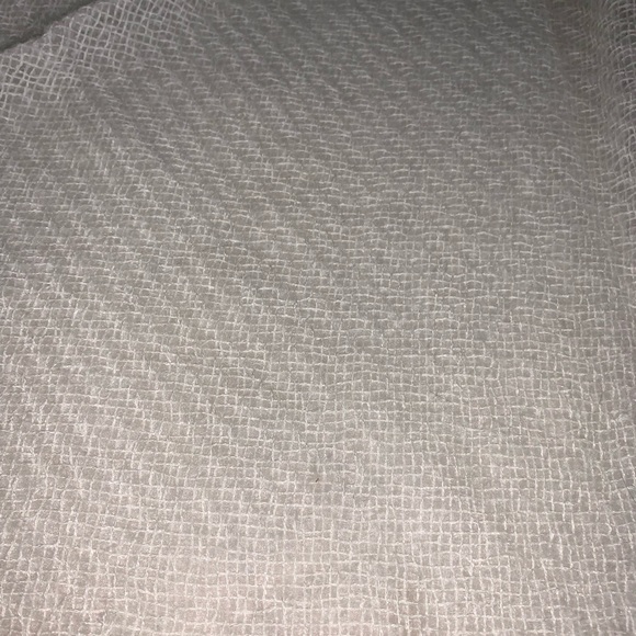 Vintage “EATON” Brand 100% Polyester Shawl in Off White-48” x 48” - Picture 1 of 12